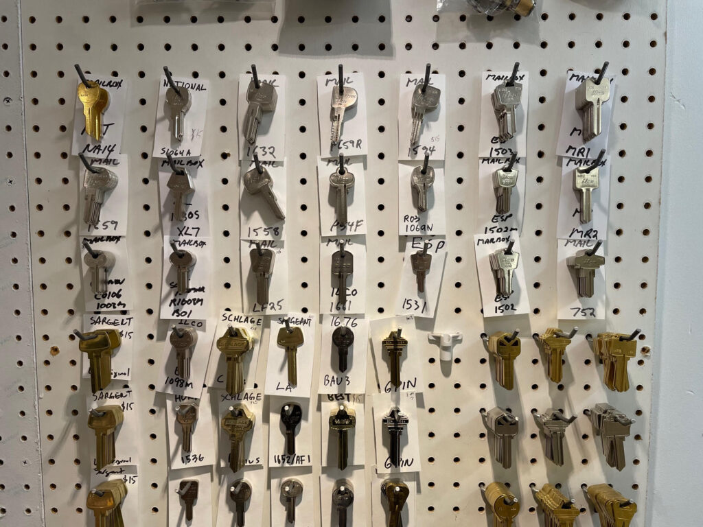 MailBox Locks Burnaby Mail Box Locks & Keys Mr Locksmith